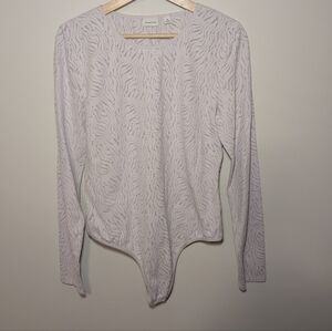 Aritzia Babaton Shapelace Crew Longsleeve Bodysuit Women's XL Lavender